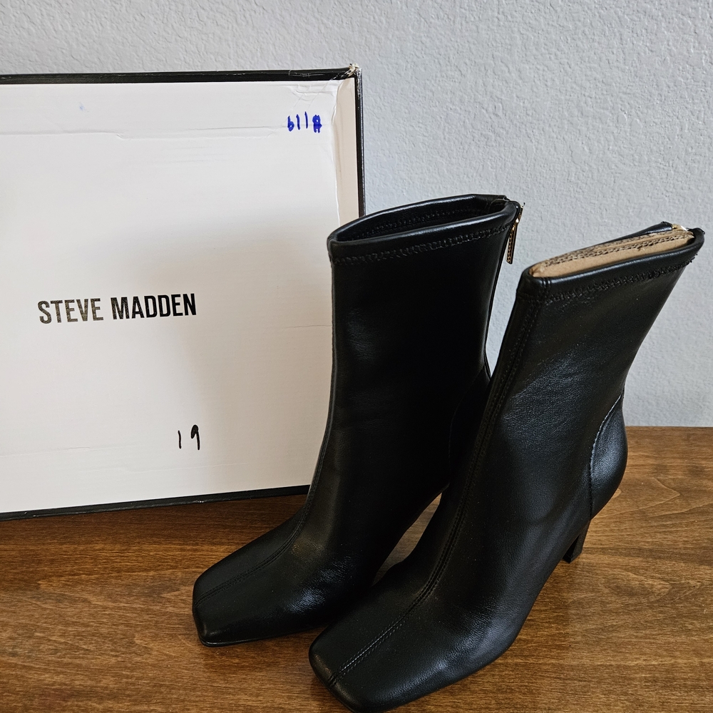 Steve Madden Black Heeled Boots